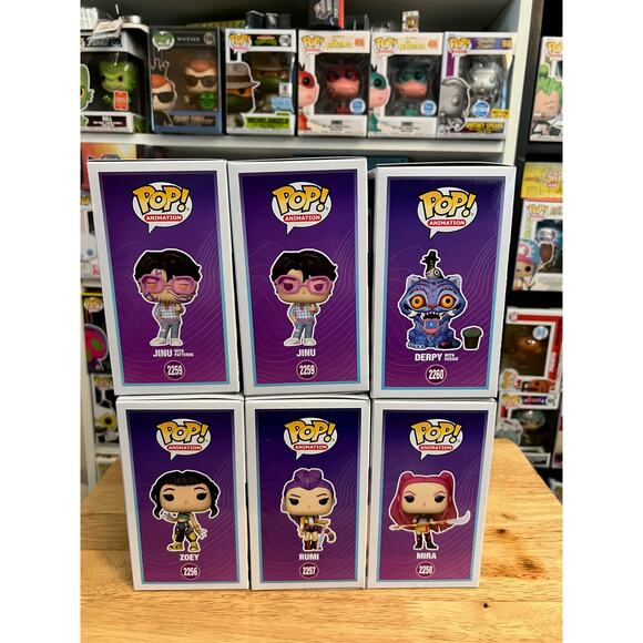 COMPLETE SET 6 K-Pop Demon Hunters Funko Pops Huntr/X CHASE Jinu Zoey Mira Rumi - Picture 2 of 6